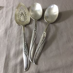 Vintage Silverplate Serving Pieces Lot Floral Swirl Pattern 2 Spoons, Pie Server
